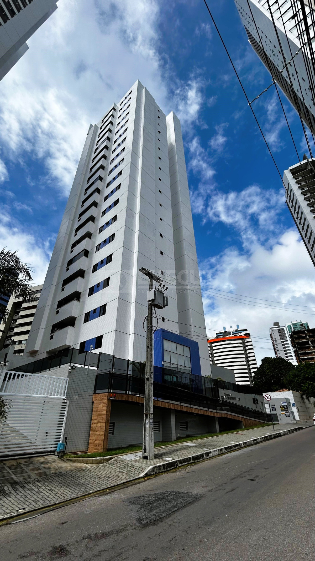 371bf3d5d0a6fedfa66e3d15c564a92b