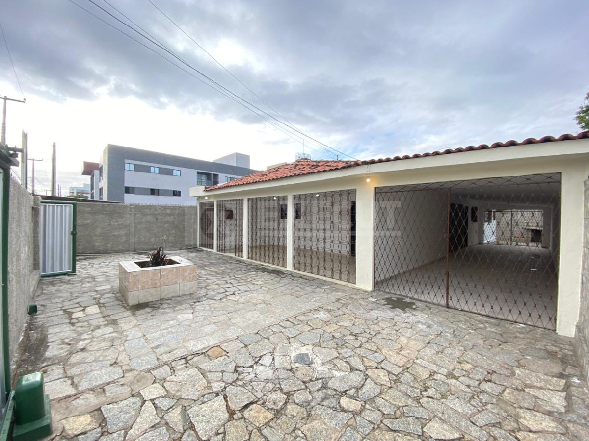 0c07146f98733b6ee3f8cdac30ff4049