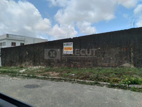 Commercial land for Rent