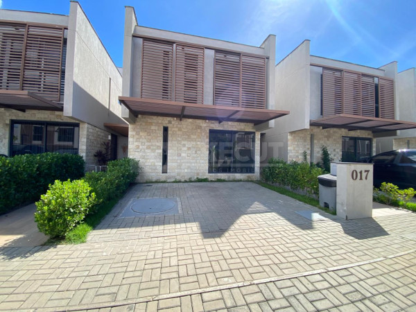 Casa de condomínio para Alugar, Venda