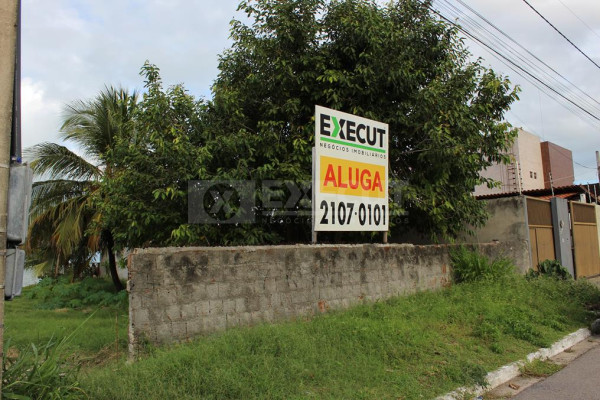 Commercial land for Rent