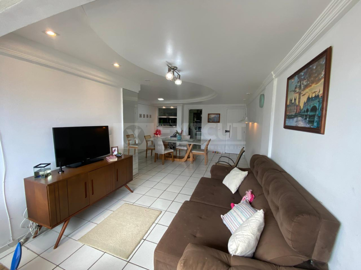 f8cbe8ceac90344179c95e9eaec1e5b5