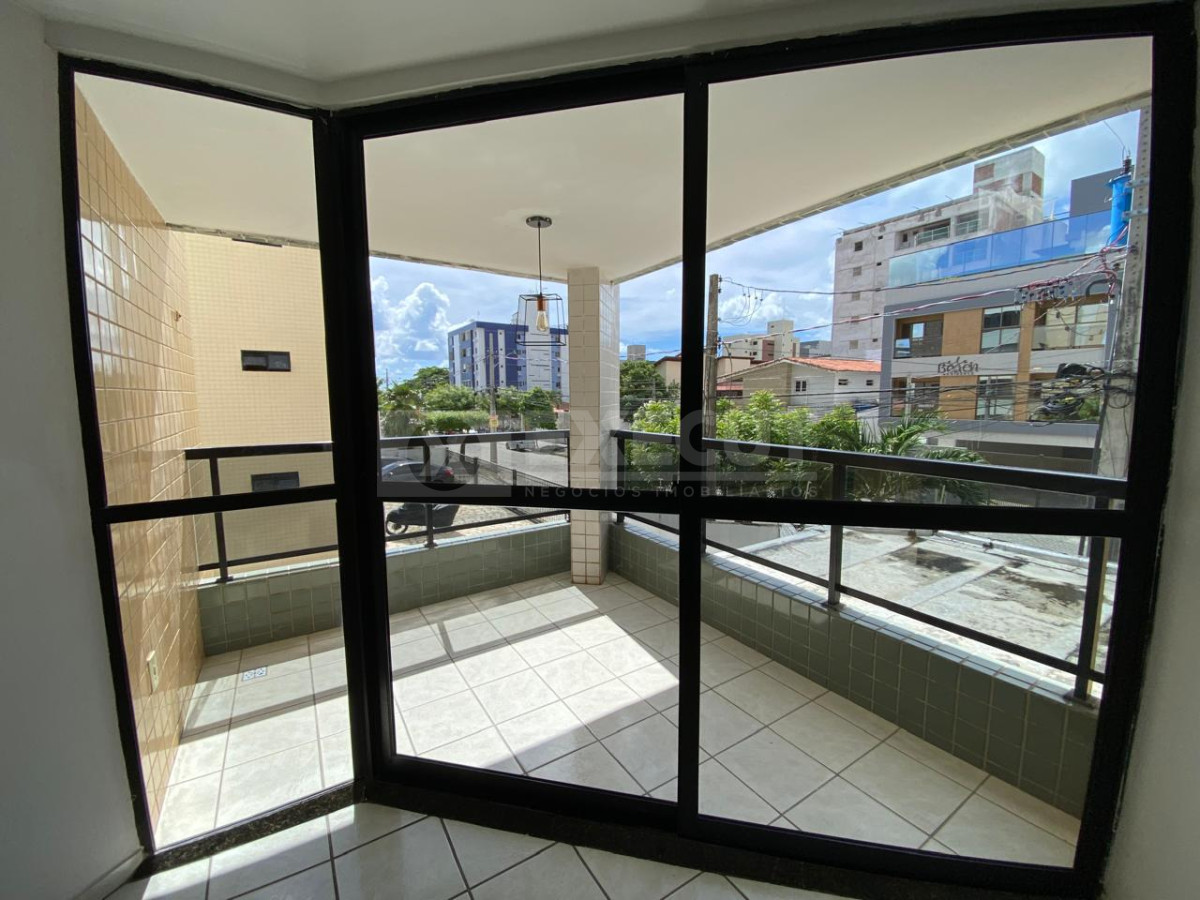 da339423054f5a64c1e5c326372c8ea6