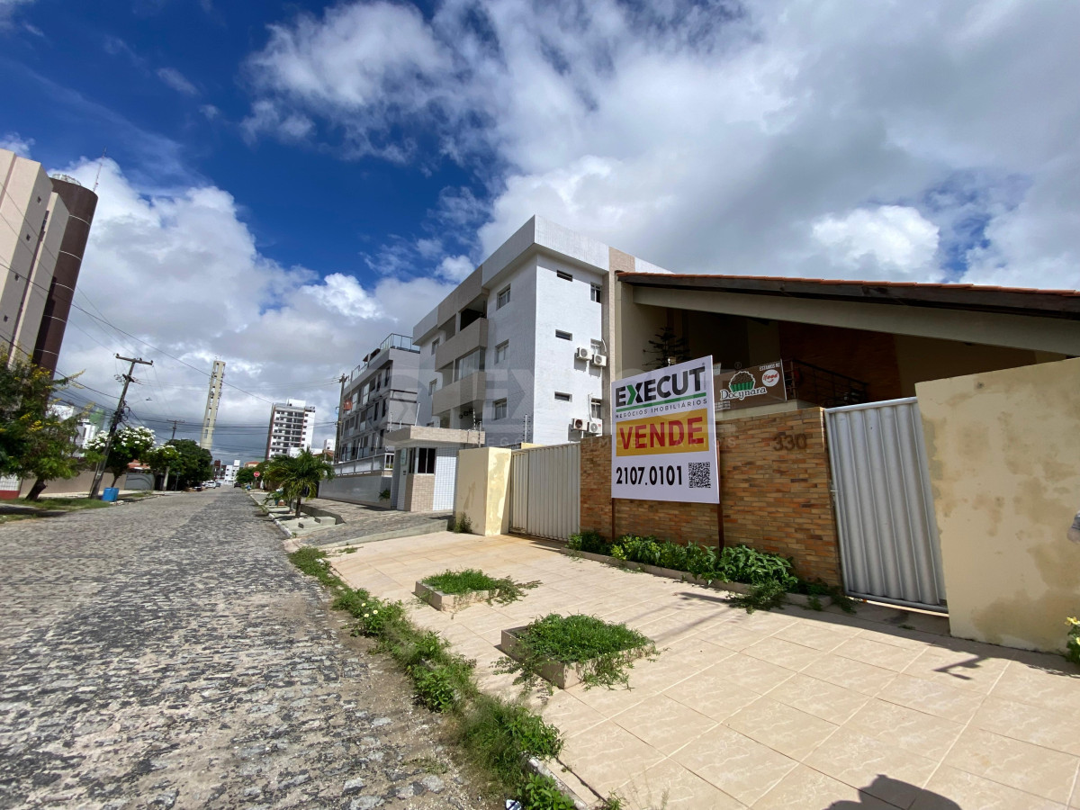 fb61b8883caed1610392391d363c2979