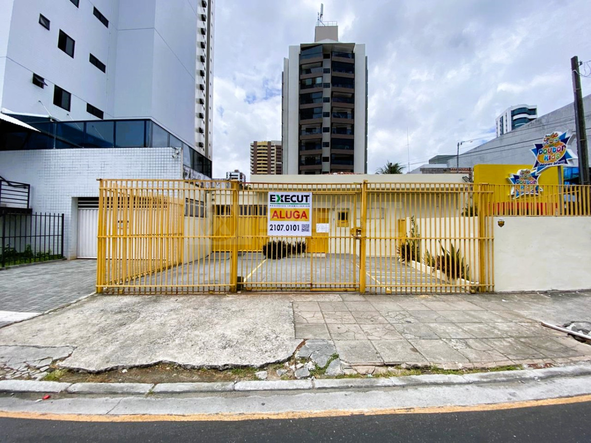 93c6da37811d33fafa813065e29deb38